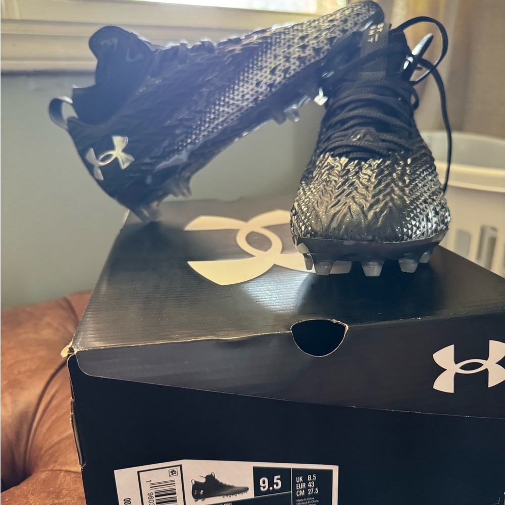 Under Armour size 9.5 Cleats